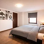 아파트 L'endroit By La Reine Center 스파