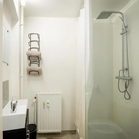 L'endroit By La Reine Center Spa