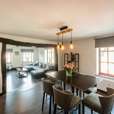 L'endroit By La Reine Center Apartment *
