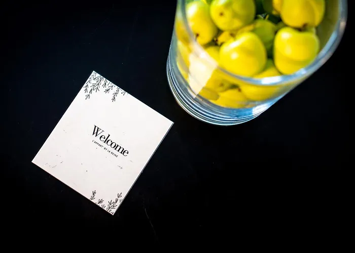 L'endroit By La Reine Center Apartmán