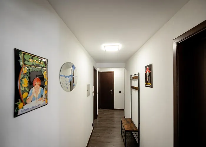 L'endroit By La Reine Center Apartmán *