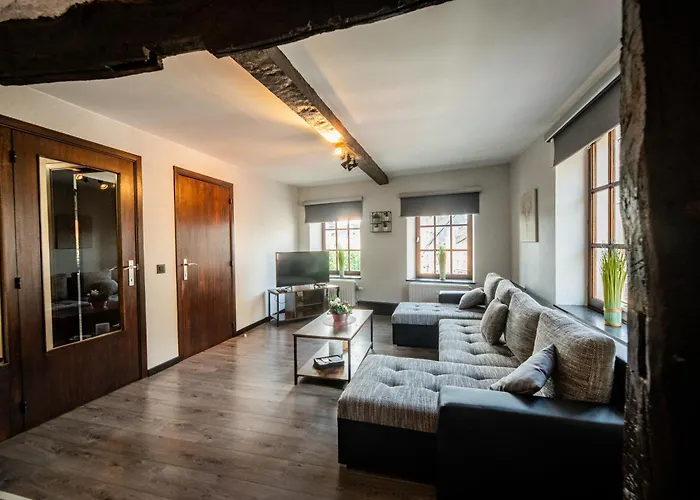 Apartmán L'endroit By La Reine Center *